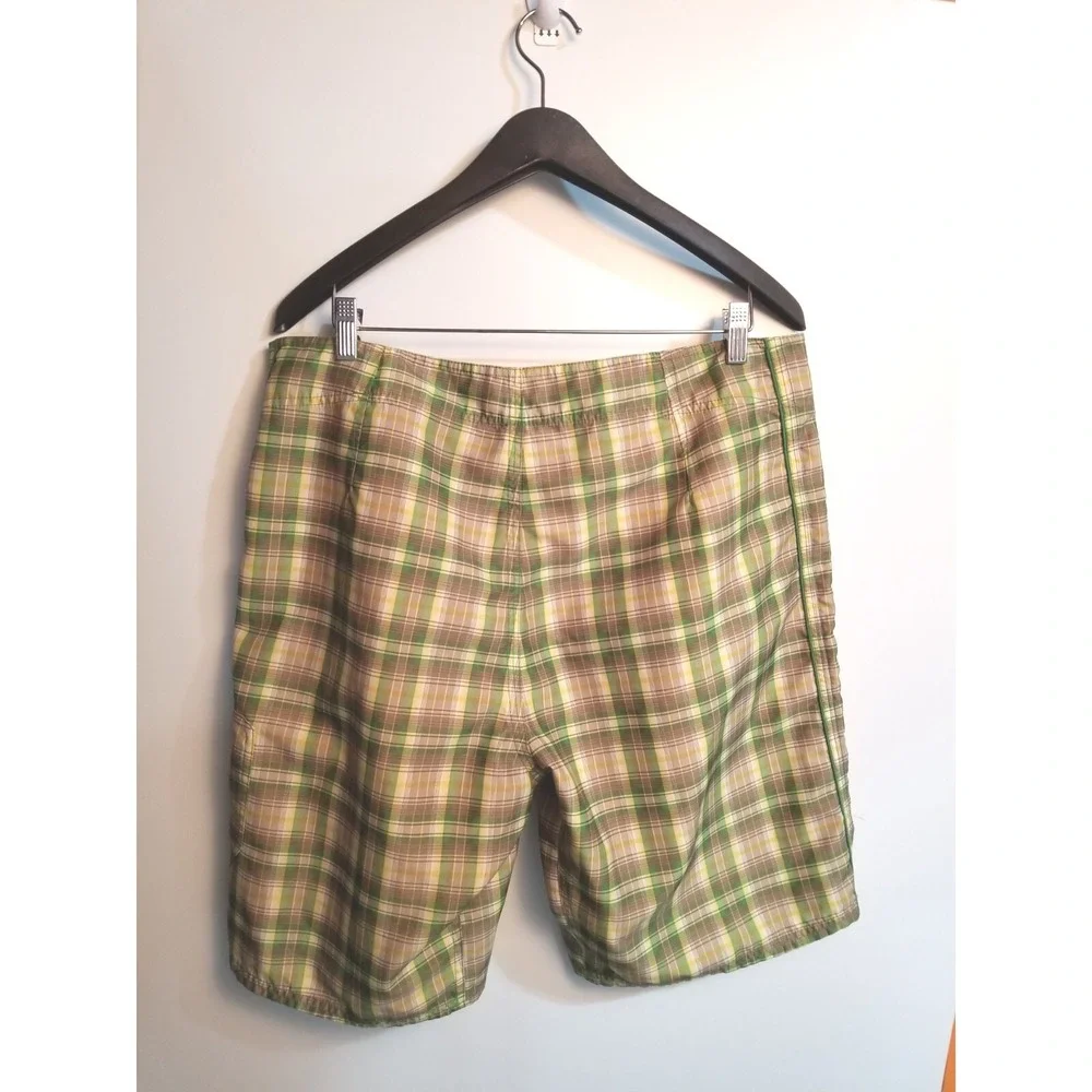 The north face swing Striped Shorts Men's Size 36 inseam 10 multicolor